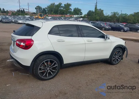 2017 Mercedes-Benz Gla 250 4Matic z USA, uszkodzony, nr VIN WDCTG4GB9HJ306217
